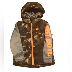 Boys Nike camouflage vest!